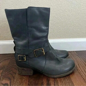 Clarks Gray Heeled Boots-9- NICE